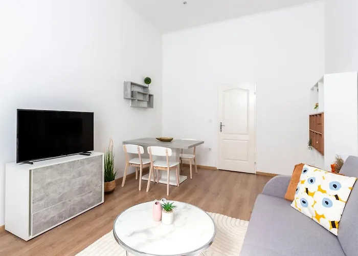 Cozy & Pleasant Homes In The Heart Of Budapest