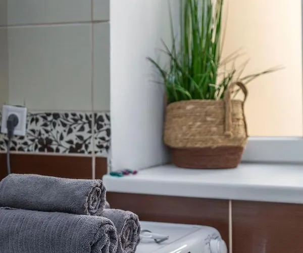 Cozy & Pleasant Homes In The Heart Of * Budapest