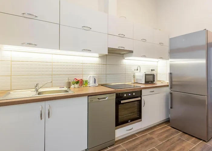 Apartment Cozy & Pleasant Homes In The Heart Of *
