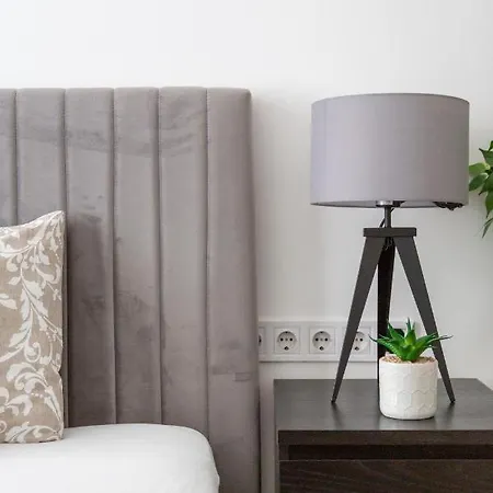 Cozy & Pleasant Homes In The Heart Of
