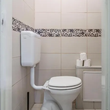 Cozy & Pleasant Homes In The Heart Of Apartment Budapest